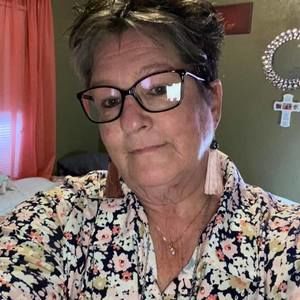 Meet your Posher, Janis